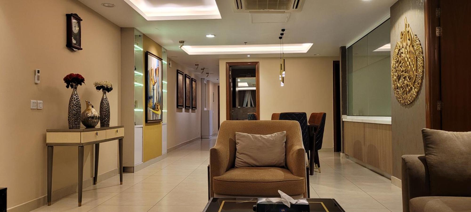 לאהור Goldcrest Luxury Apartments מראה חיצוני תמונה