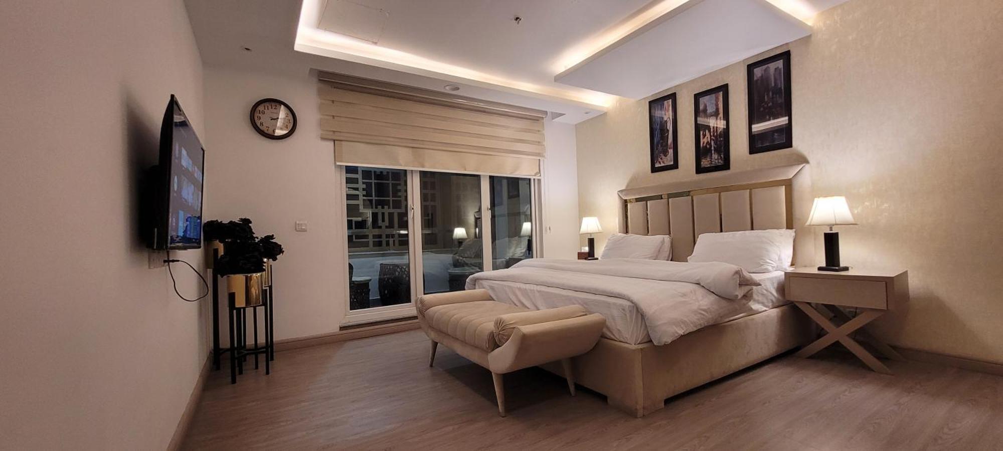 לאהור Goldcrest Luxury Apartments מראה חיצוני תמונה