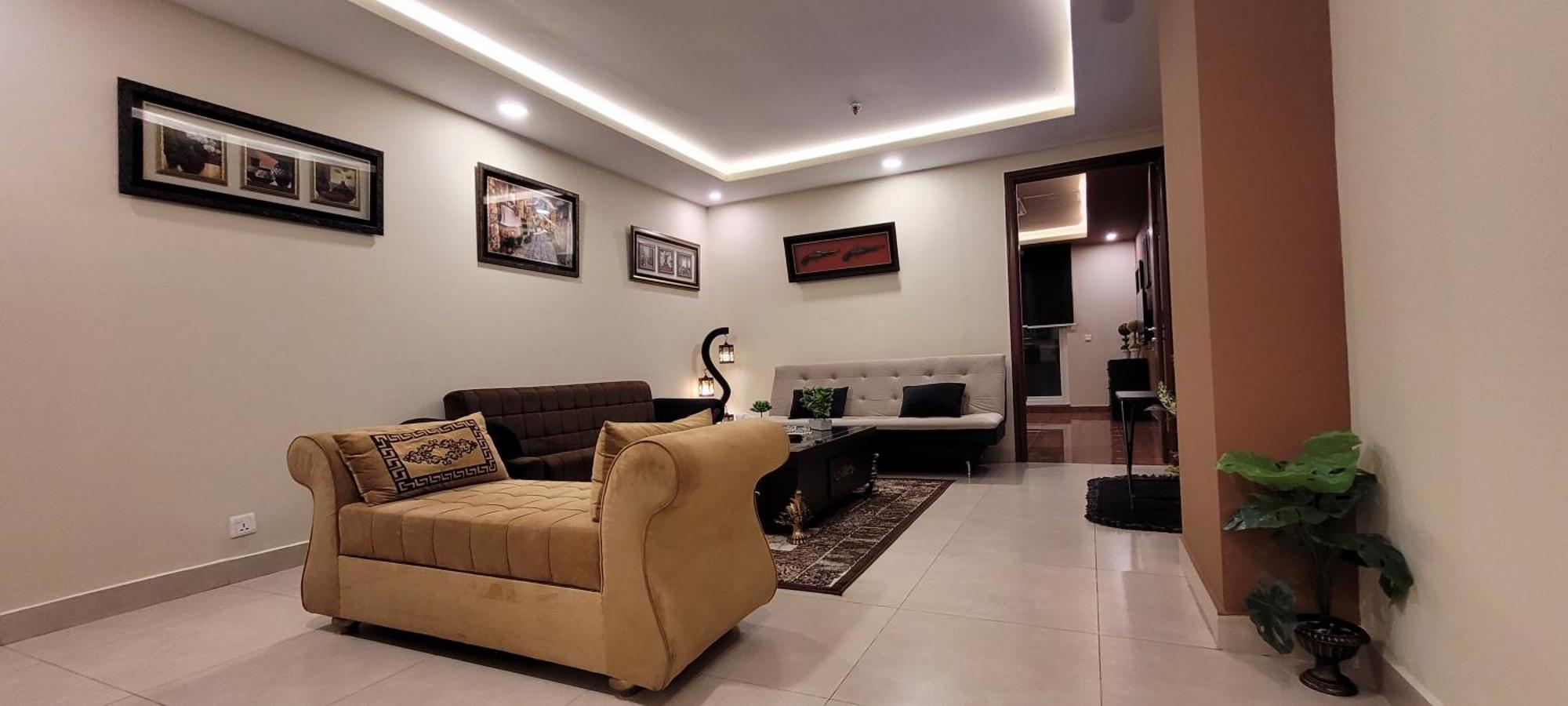 לאהור Goldcrest Luxury Apartments מראה חיצוני תמונה